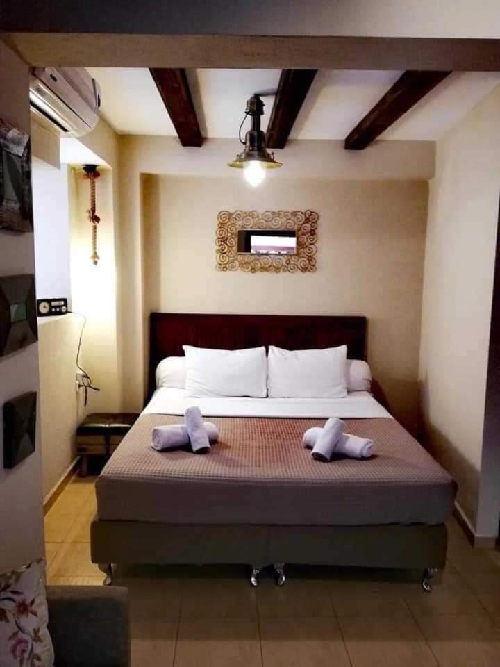 Guesthouse Axieros Samothráki Exteriör bild